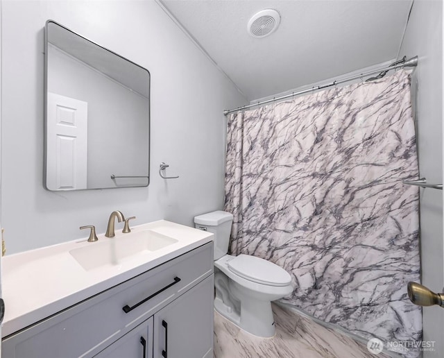 700 N Reed St Unit 101, Sedro Woolley, WA 98284 - full bath with vanity and a shower with curtain
