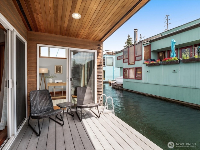 2727 Fairview Ave E Unit 12, Seattle, WA 98102 - view of deck