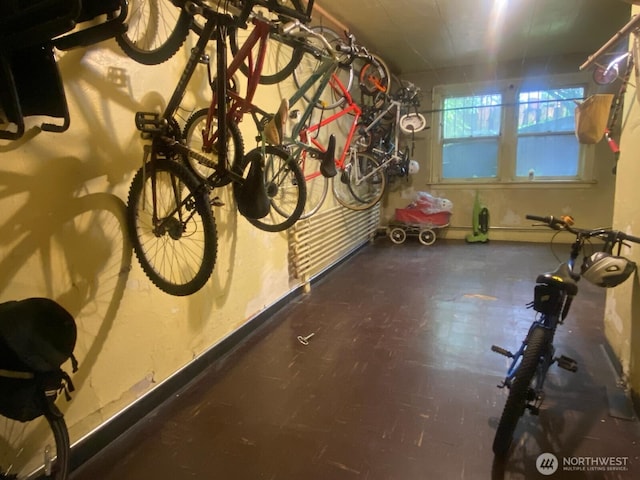4725 15th Ave NE Unit 14, Seattle, WA 98105 - view of garage
