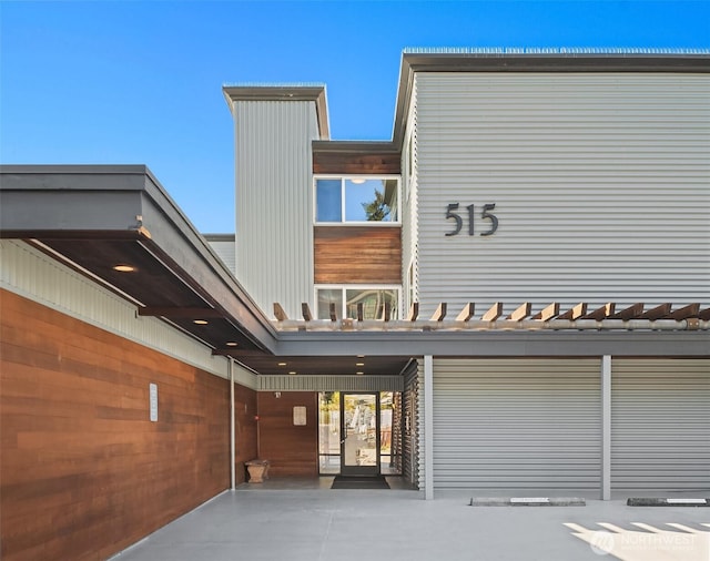 515 Lake St S Unit 205, Kirkland, WA 98033 - property entrance
