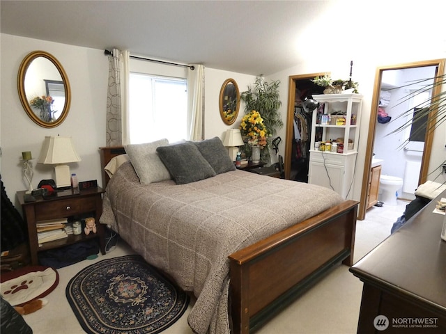 1200 Lincoln St Unit 154, Bellingham, WA 98229 - bedroom with ensuite bath and a closet