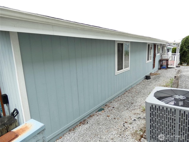 1200 Lincoln St Unit 154, Bellingham, WA 98229 - view of side of property with a cooling unit