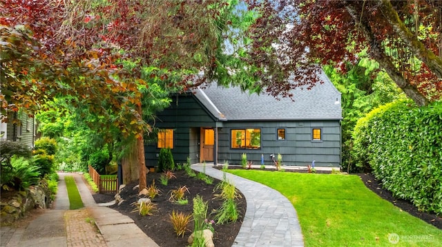 2275 NE 60th St, Seattle, WA 98115 - bungalow-style home with roof with shingles