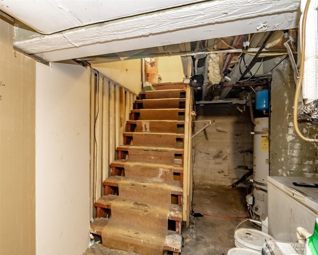 5229 S Thompson Ave, Tacoma, WA 98408 - unfinished below grade area featuring stairs