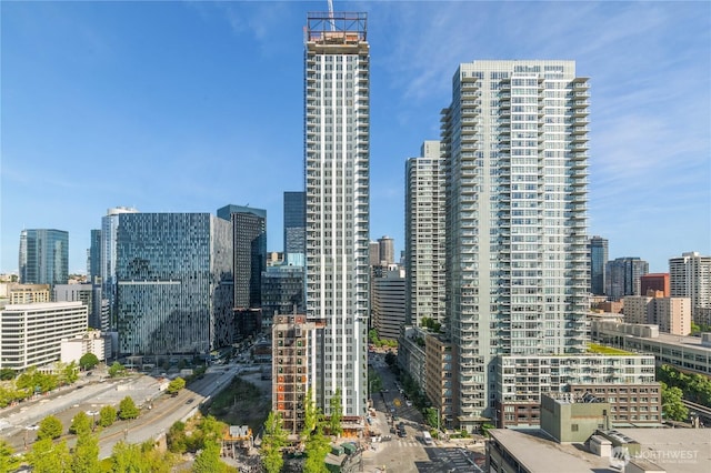 2510 6th Ave Unit 1704, Seattle, WA 98121 - view of city skyline