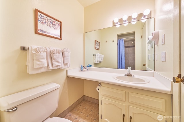 210 26th St NW Unit 201/2, Long Beach, WA 98631 - bathroom featuring vanity and a shower with curtain