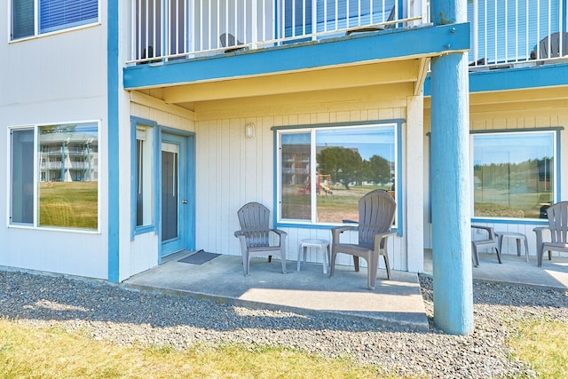 210 26th St NW Unit 201/2, Long Beach, WA 98631 - patio / terrace with a patio area