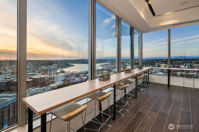1808 Minor Ave Unit 3005, Seattle, WA 98101 - sunroom / solarium featuring a city view