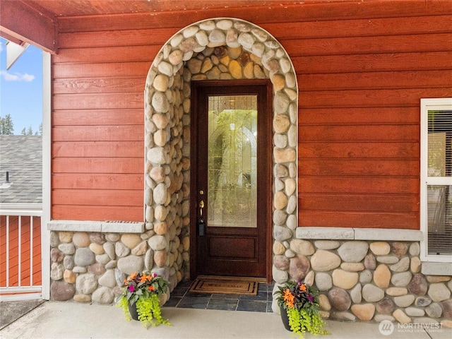 2519 Carpenter Rd, Lacey, WA 98503 - view of exterior entry with stone siding