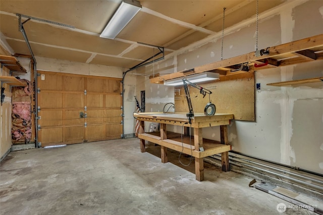 7040 SE Truman St, Port Orchard, WA 98366 - garage featuring a workshop area