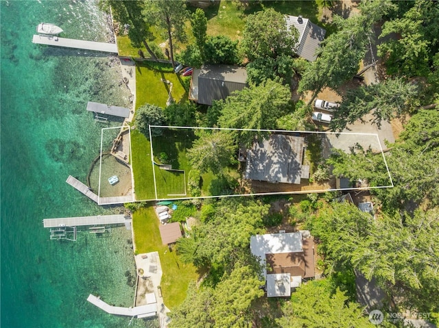 9368 S Lakeshore Rd, Chelan, WA 98816 - aerial overview of property's location featuring property parcel outlined