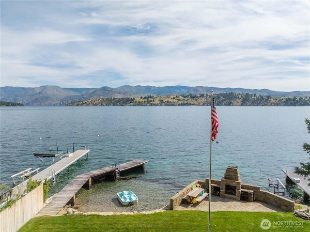 9368 S Lakeshore Rd, Chelan, WA 98816 - dock with a water and mountain view