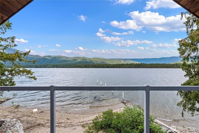 15320 Cedar Brae, Leavenworth, WA 98826 - water view featuring mountains