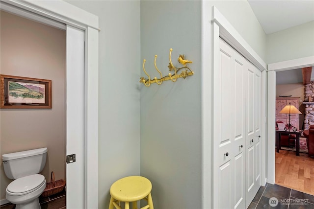 15320 Cedar Brae, Leavenworth, WA 98826 - bathroom featuring toilet and a closet