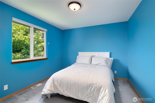 3401 F Ave, Anacortes, WA 98221 - bedroom with carpet floors and baseboards