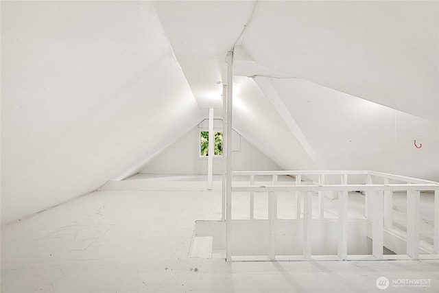 10746 Densmore Ave N, Seattle, WA 98133 - bonus room featuring vaulted ceiling