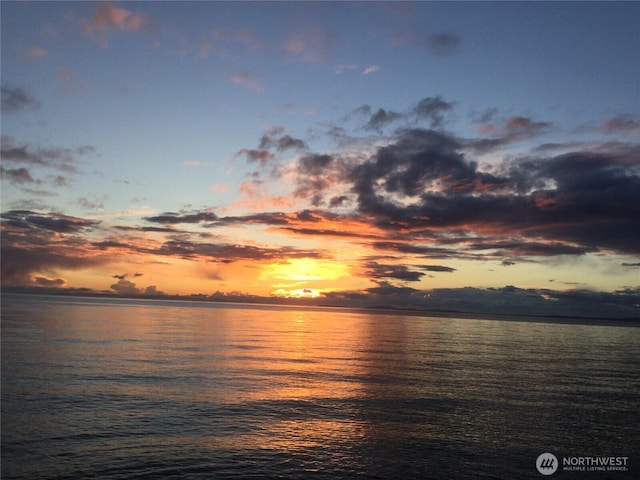 1523 N Whitecap Ln, Oak Harbor, WA 98277 - water view