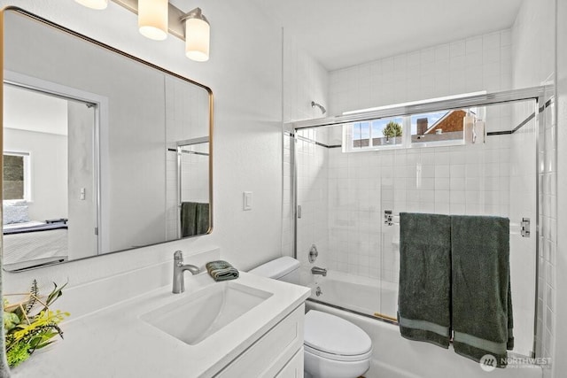 491 Pebble Beach Dr, Cle Elum, WA 98922 - full bath featuring vanity and shower / bath combination with glass door