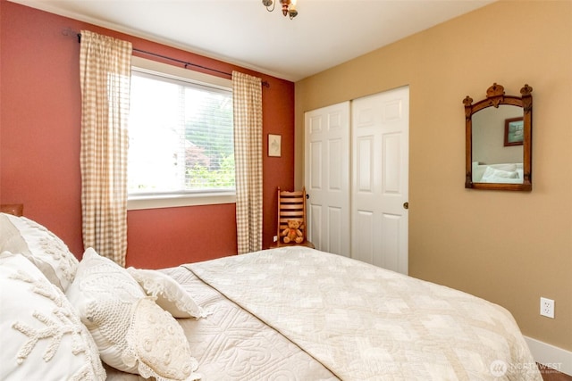 5117 77th St E, Tacoma, WA 98443 - bedroom featuring a closet