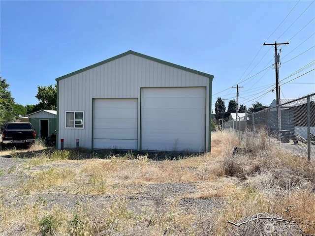 115 4th Ave SE, Soap Lake, WA 98851 - view of detached garage