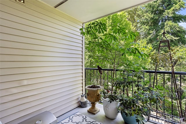 15000 Juanita Dr NE Unit 309, Kenmore, WA 98028 - view of balcony
