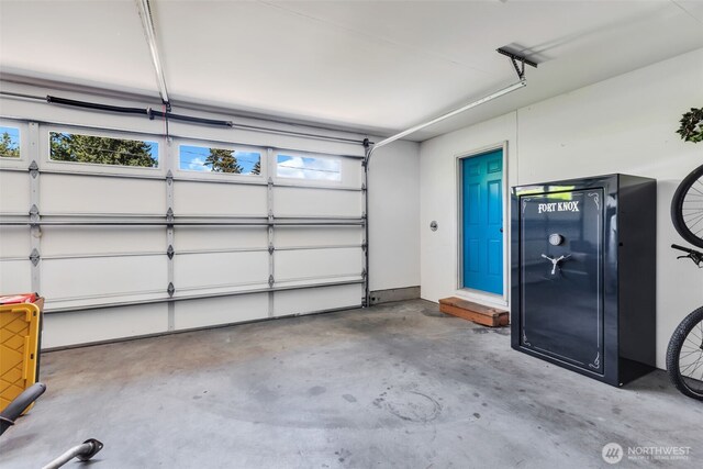 804 Electron Way, Fircrest, WA 98466 - view of garage