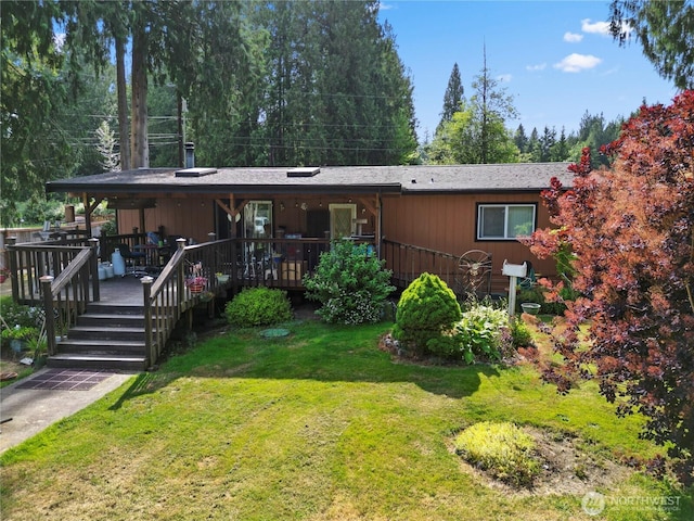 8031 Fir Tree Ln, Lake Stevens, WA 98258 - view of front of house featuring a front yard