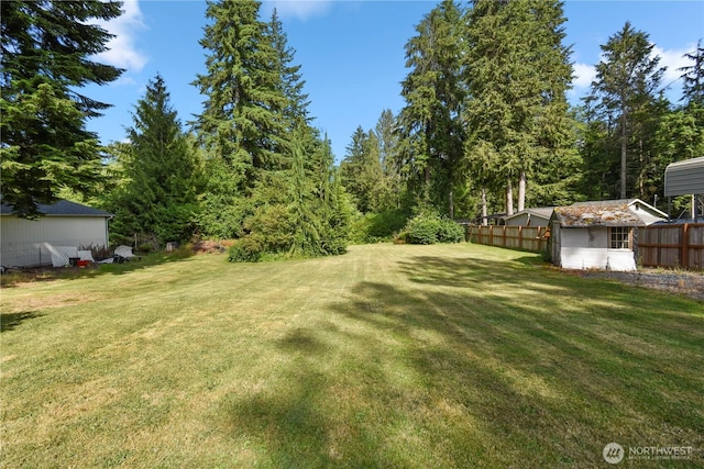 8031 Fir Tree Ln, Lake Stevens, WA 98258 - view of yard