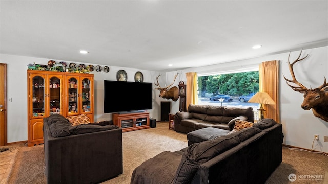 1314 S Division St, Walla Walla, WA 99362 - living area featuring carpet and recessed lighting