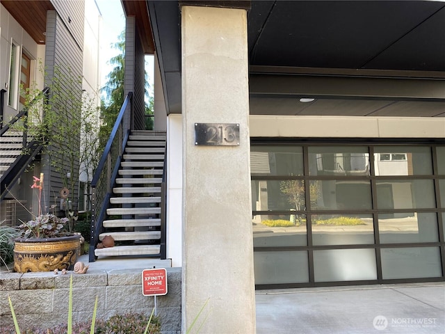213 4th Ct S, Kirkland, WA 98033 - view of exterior entry
