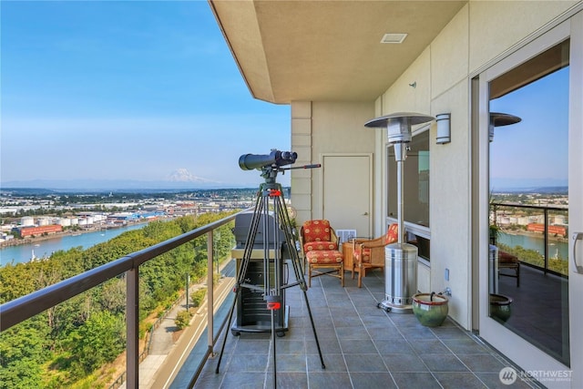 207 Broadway Unit 500, Tacoma, WA 98402 - balcony featuring a water view