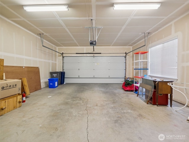 31867 48th Cir SW Unit 14A, Federal Way, WA 98023 - garage with a garage door opener
