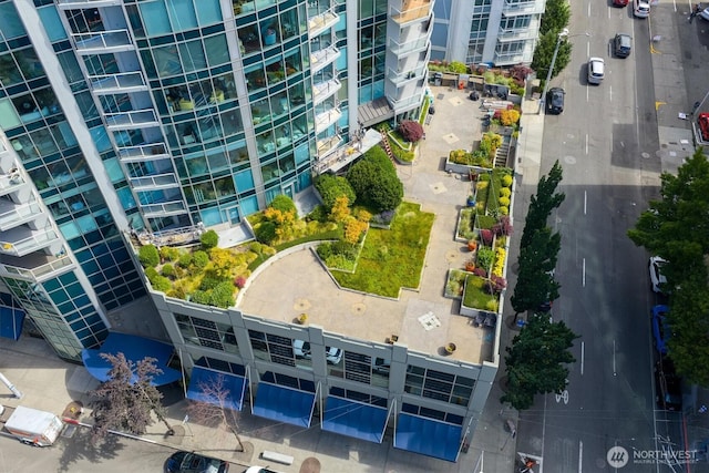 2000 1st Ave Unit 703, Seattle, WA 98121 - drone / aerial view of apartment complex / building