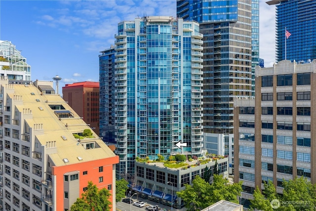 2000 1st Ave Unit 703, Seattle, WA 98121 - view of city