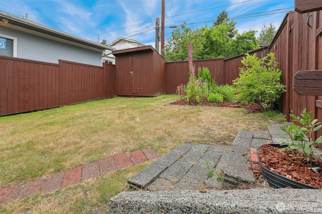 1919 2nd Ave W, Seattle, WA 98119 - fenced backyard featuring a storage shed