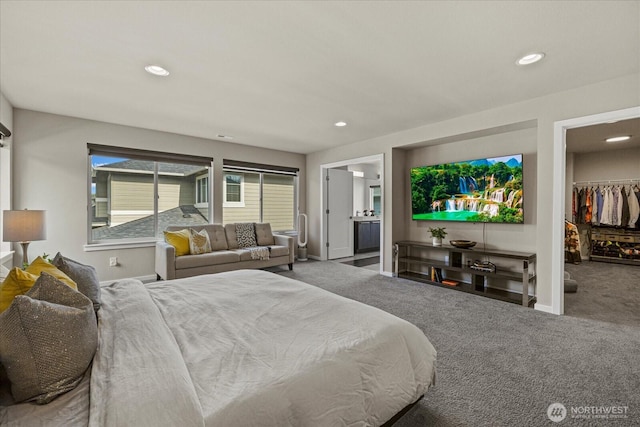 35404 55th Ave S, Auburn, WA 98001 - bedroom featuring carpet floors, a walk in closet, recessed lighting, ensuite bathroom, and a closet