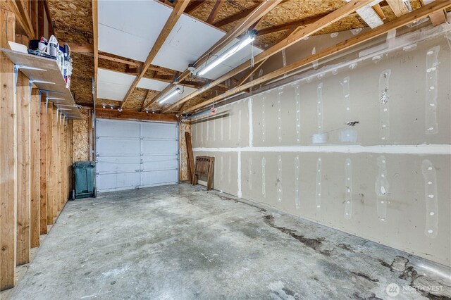 3939 10th St SE Unit C6, Puyallup, WA 98374 - view of garage