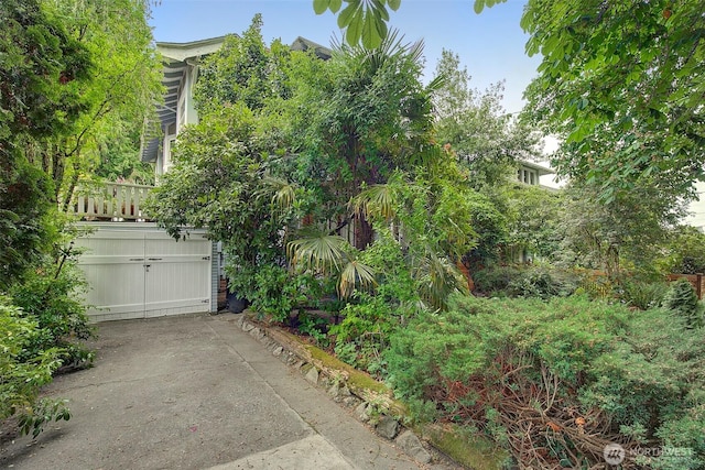 906 E Shelby St, Seattle, WA 98102 - view of patio / terrace