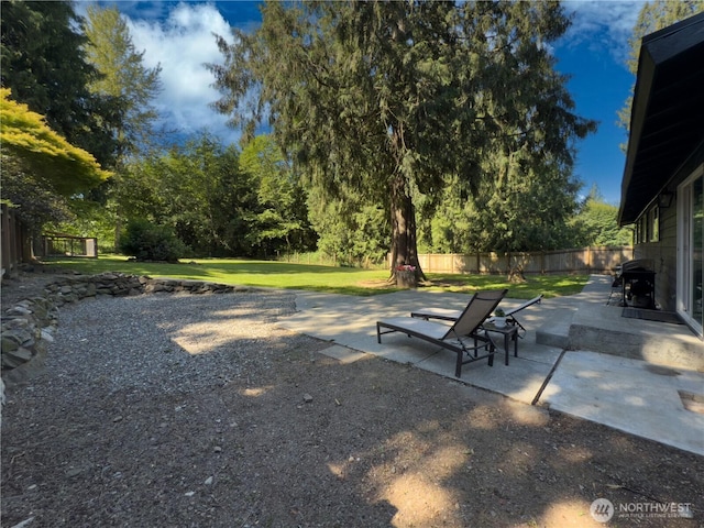 17714 Robinhood Ln, Snohomish, WA 98290 - fenced backyard featuring a patio