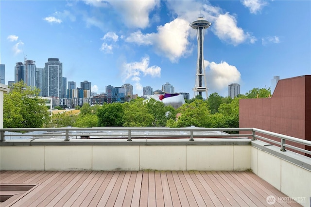 621 5th Ave N Unit 103, Seattle, WA 98109 - deck featuring a view of skyline