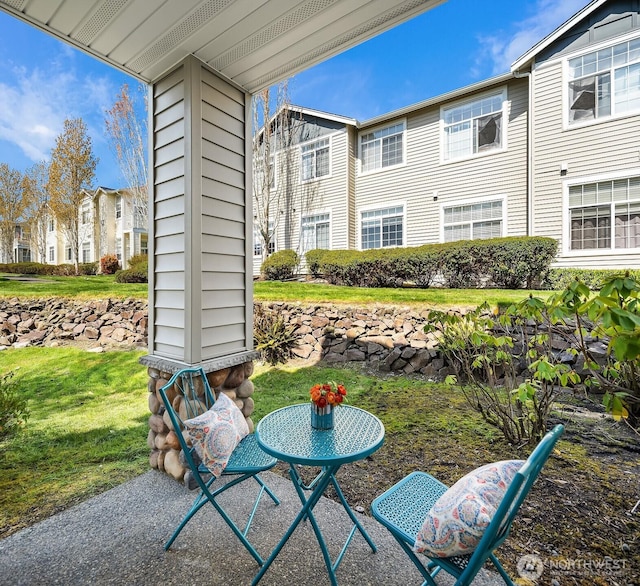 1855 Trossachs Blvd SE Unit 1401, Sammamish, WA 98075 - view of patio