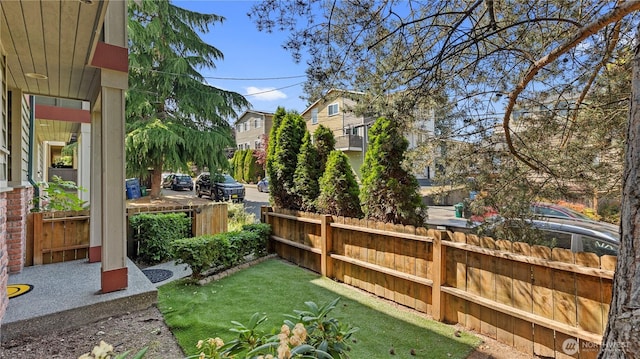 743 94th St N Unit B, Seattle, WA 98103 - view of yard