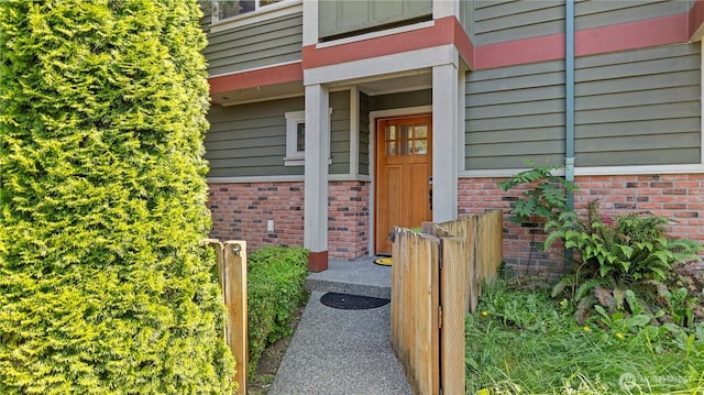 743 94th St N Unit B, Seattle, WA 98103 - property entrance with brick siding