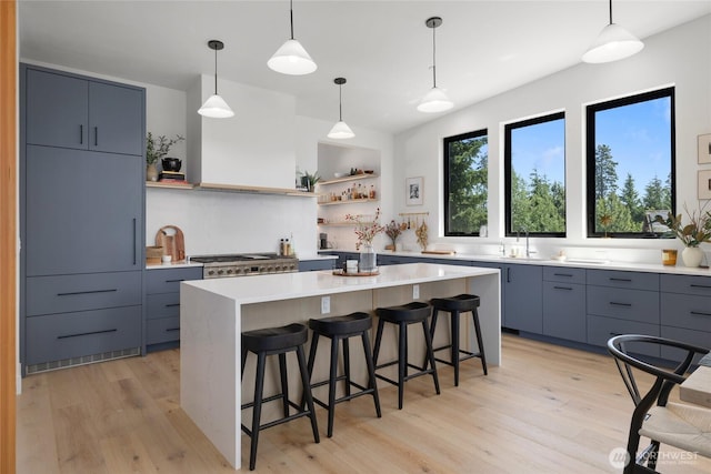 3847 Swiftwater Dr, Cle Elum, WA 98922 - kitchen with open shelves, modern cabinets, and a kitchen breakfast bar