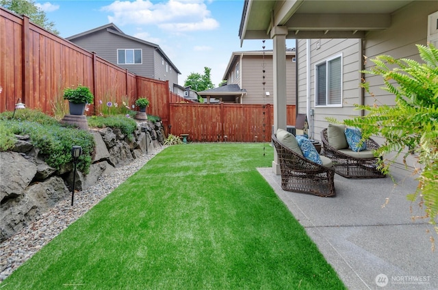 24220 93rd Ct S, Kent, WA 98030 - fenced backyard with a patio area