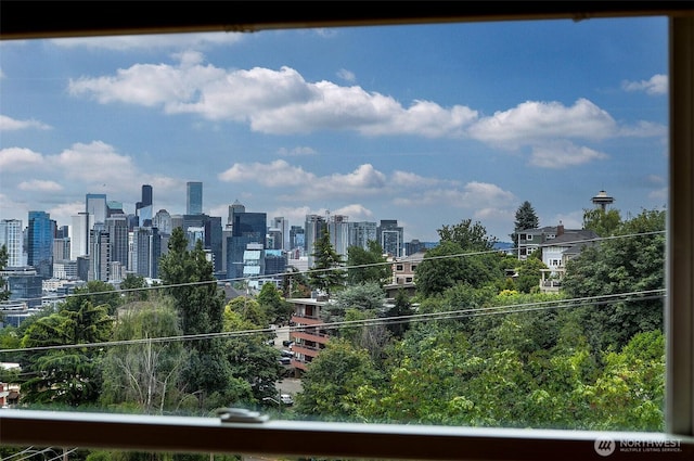 1902 Bigelow Ave N Unit 301, Seattle, WA 98109 - view of city skyline