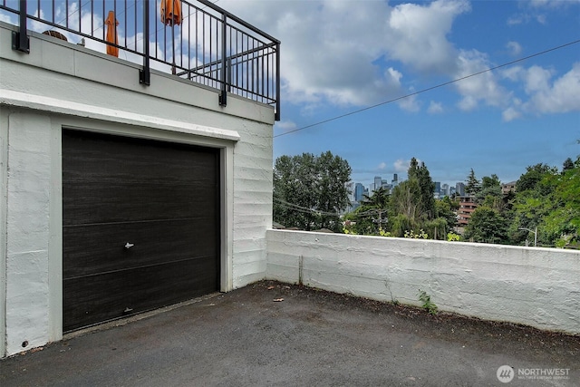 1902 Bigelow Ave N Unit 301, Seattle, WA 98109 - view of garage
