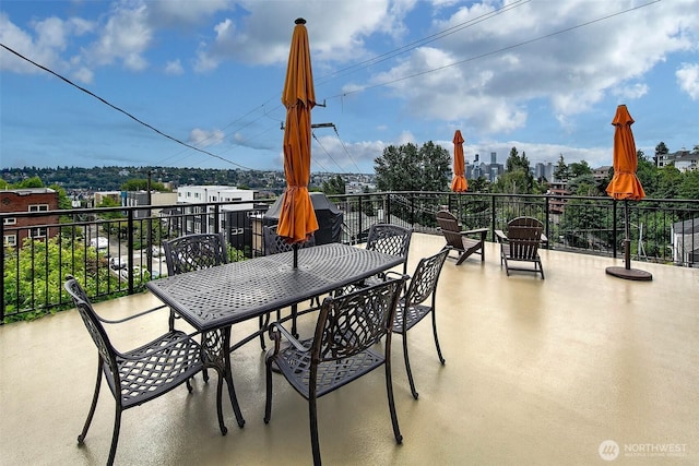 1902 Bigelow Ave N Unit 301, Seattle, WA 98109 - view of patio with outdoor dining area