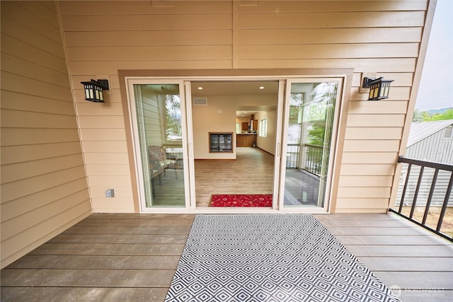 121 Stafford St, Leavenworth, WA 98826 - property entrance with a balcony
