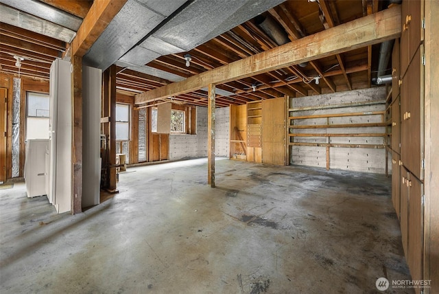 1711 E Lake Sammamish Pl SE, Sammamish, WA 98075 - view of garage